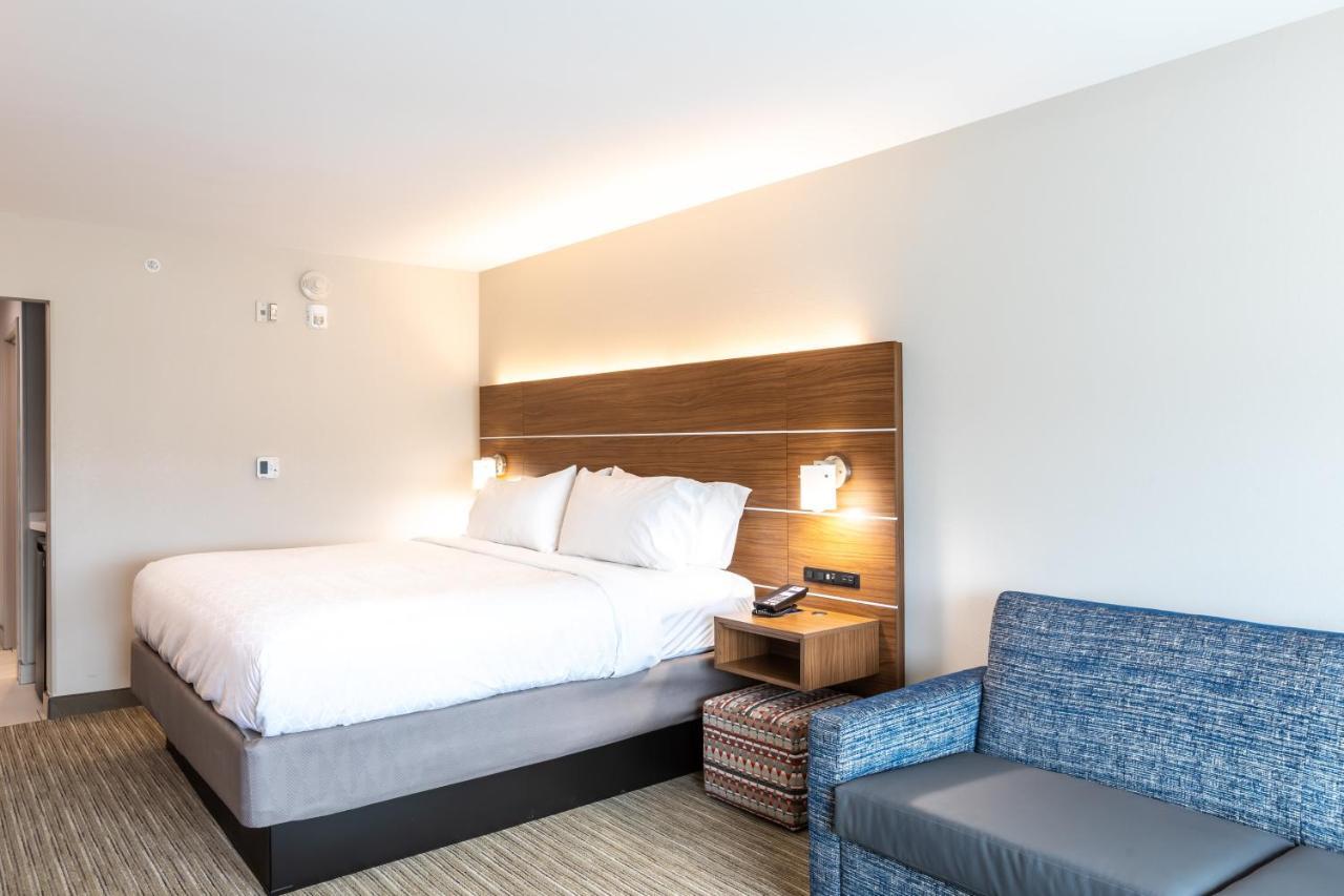 Holiday Inn Express & Suites Greenville S - Piedmont By Ihg Bagian luar foto