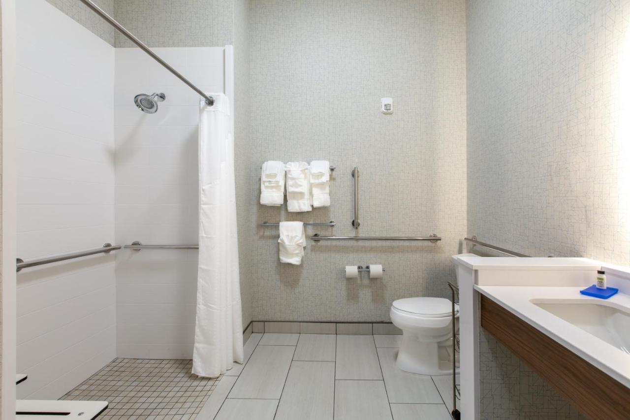 Holiday Inn Express & Suites Greenville S - Piedmont By Ihg Bagian luar foto