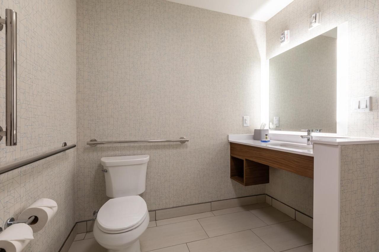 Holiday Inn Express & Suites Greenville S - Piedmont By Ihg Bagian luar foto