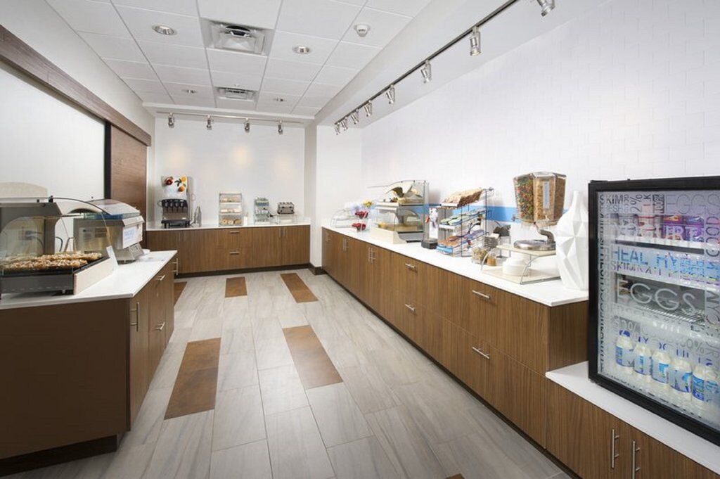 Holiday Inn Express & Suites Greenville S - Piedmont By Ihg Bagian luar foto