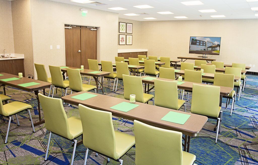 Holiday Inn Express & Suites Greenville S - Piedmont By Ihg Bagian luar foto