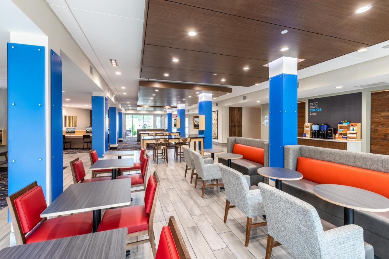 Holiday Inn Express & Suites Greenville S - Piedmont By Ihg Bagian luar foto
