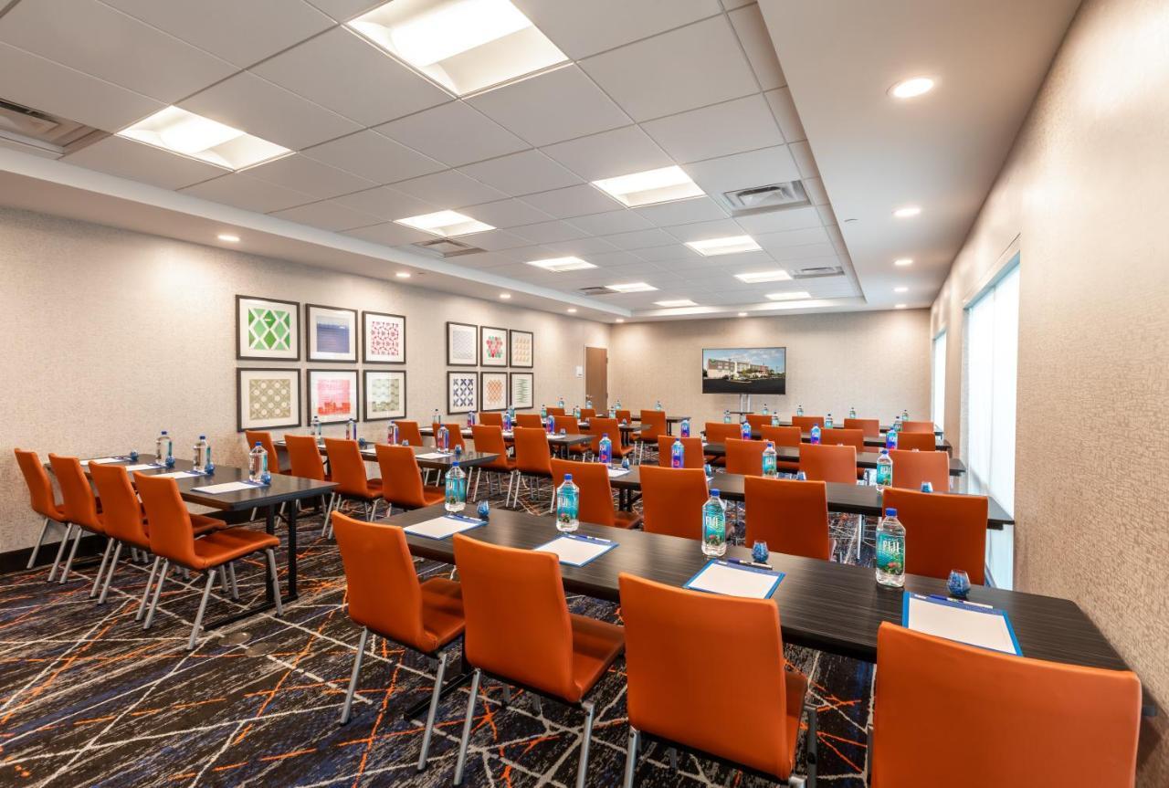 Holiday Inn Express & Suites Greenville S - Piedmont By Ihg Bagian luar foto
