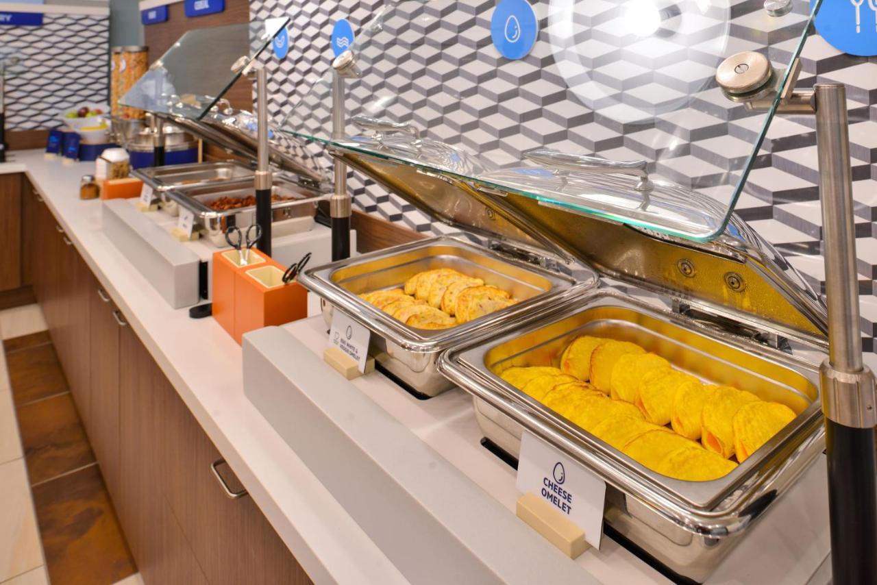 Holiday Inn Express & Suites Greenville S - Piedmont By Ihg Bagian luar foto